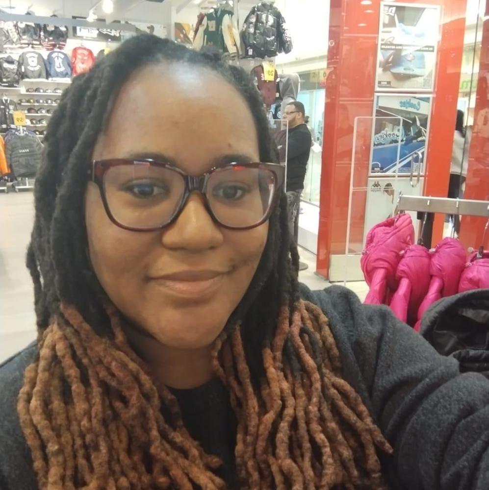 Meet your Posher, Erica